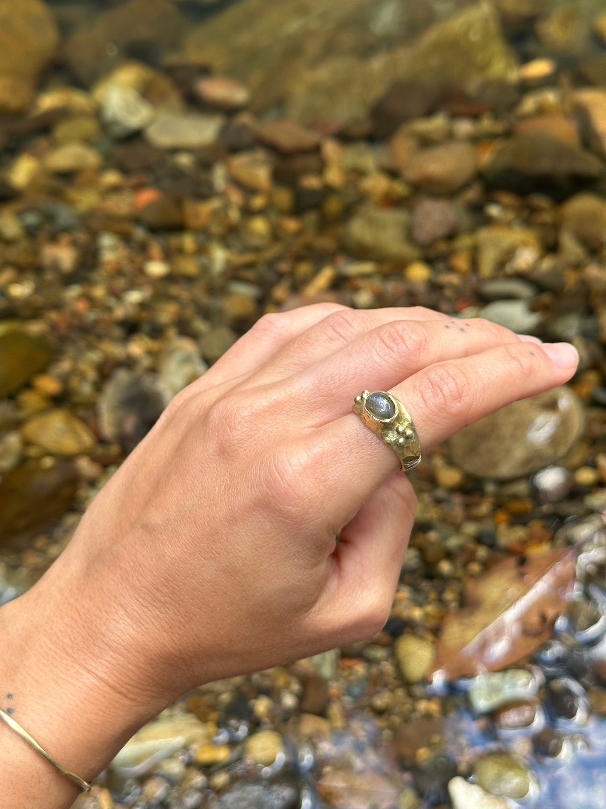 Gaia labradorite ring