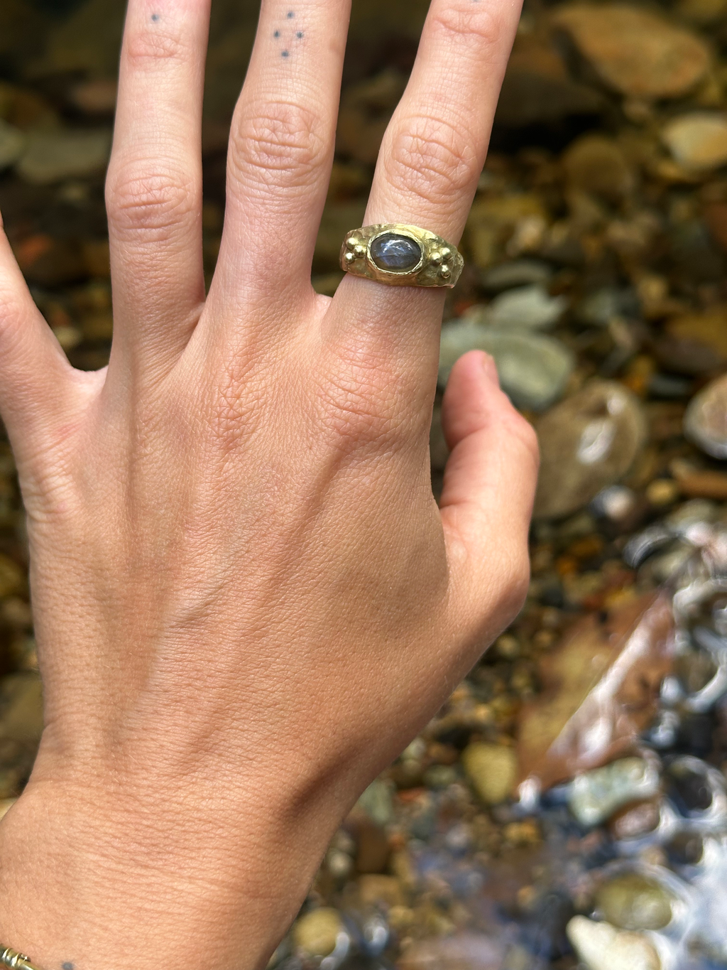 Gaia labradorite ring