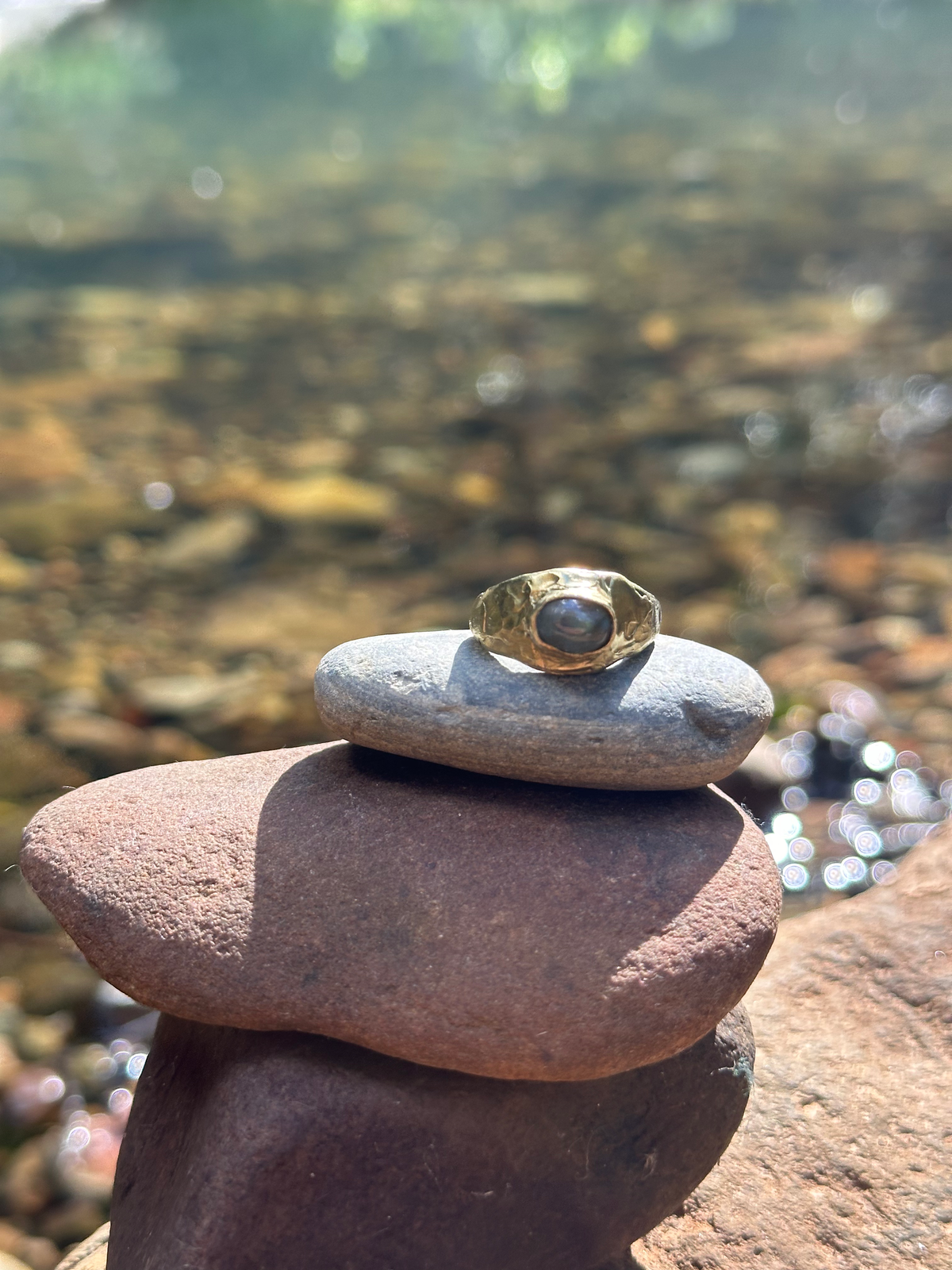 Labradorite signet ring